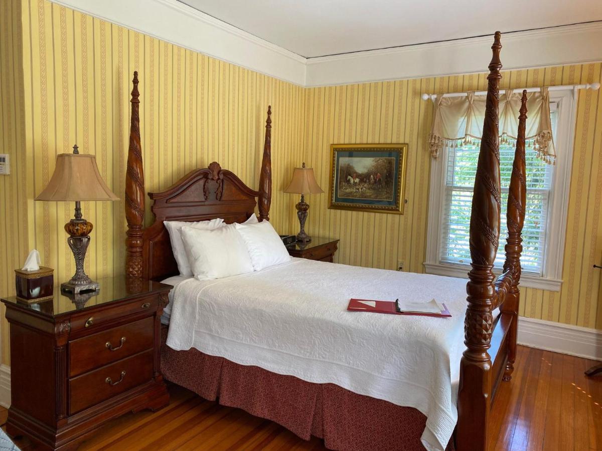 فندق Historic Rosemont Manor Berryville المظهر الخارجي الصورة